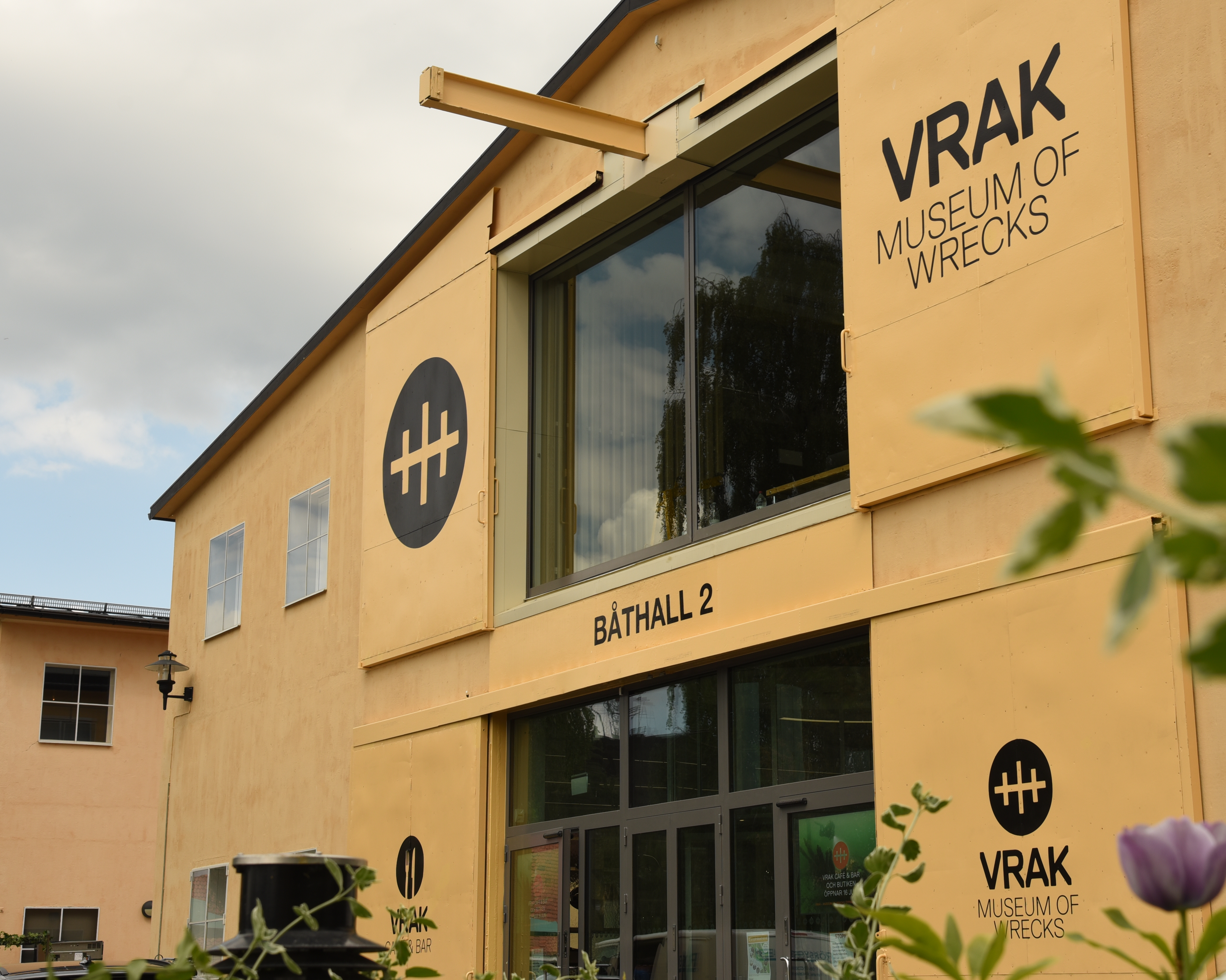 Båthall 2 ombyggd till Vrak - Museum of Wrecks